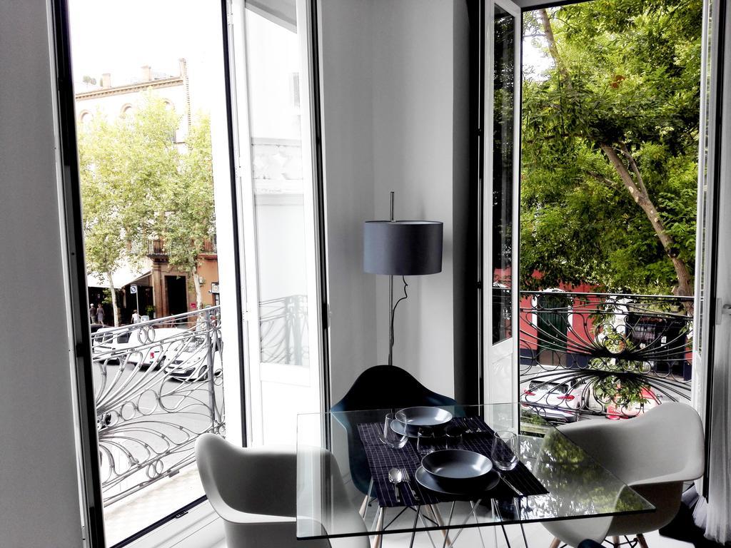 Apartamentos Adriano Sevilla Exterior foto