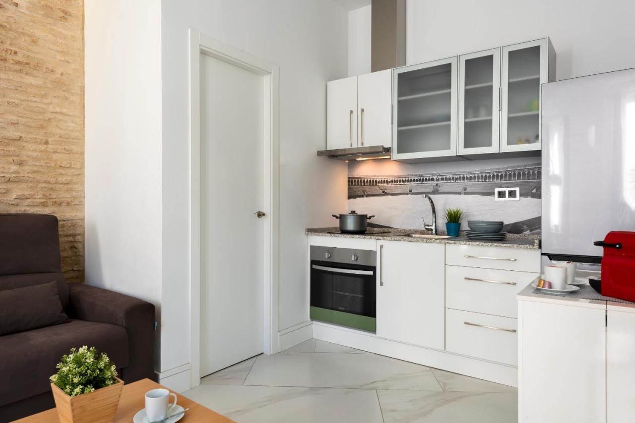 Apartamentos Adriano Sevilla Exterior foto